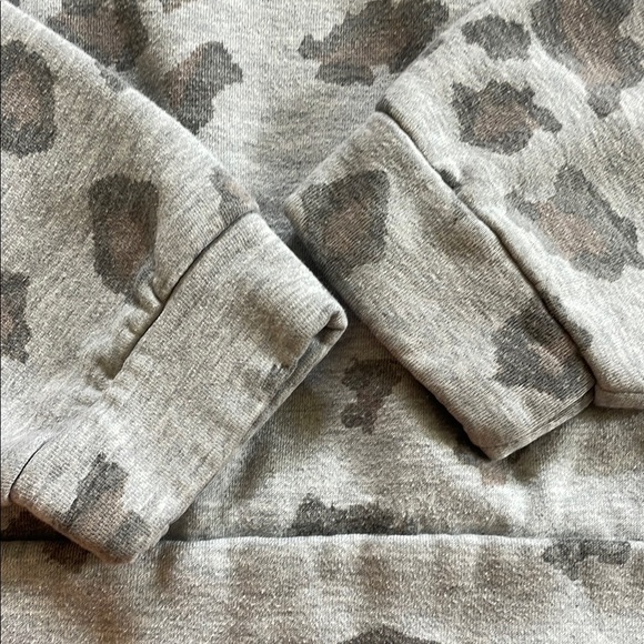 O'Neill Cozy Gray Sweatshirt - Picture 3 of 5